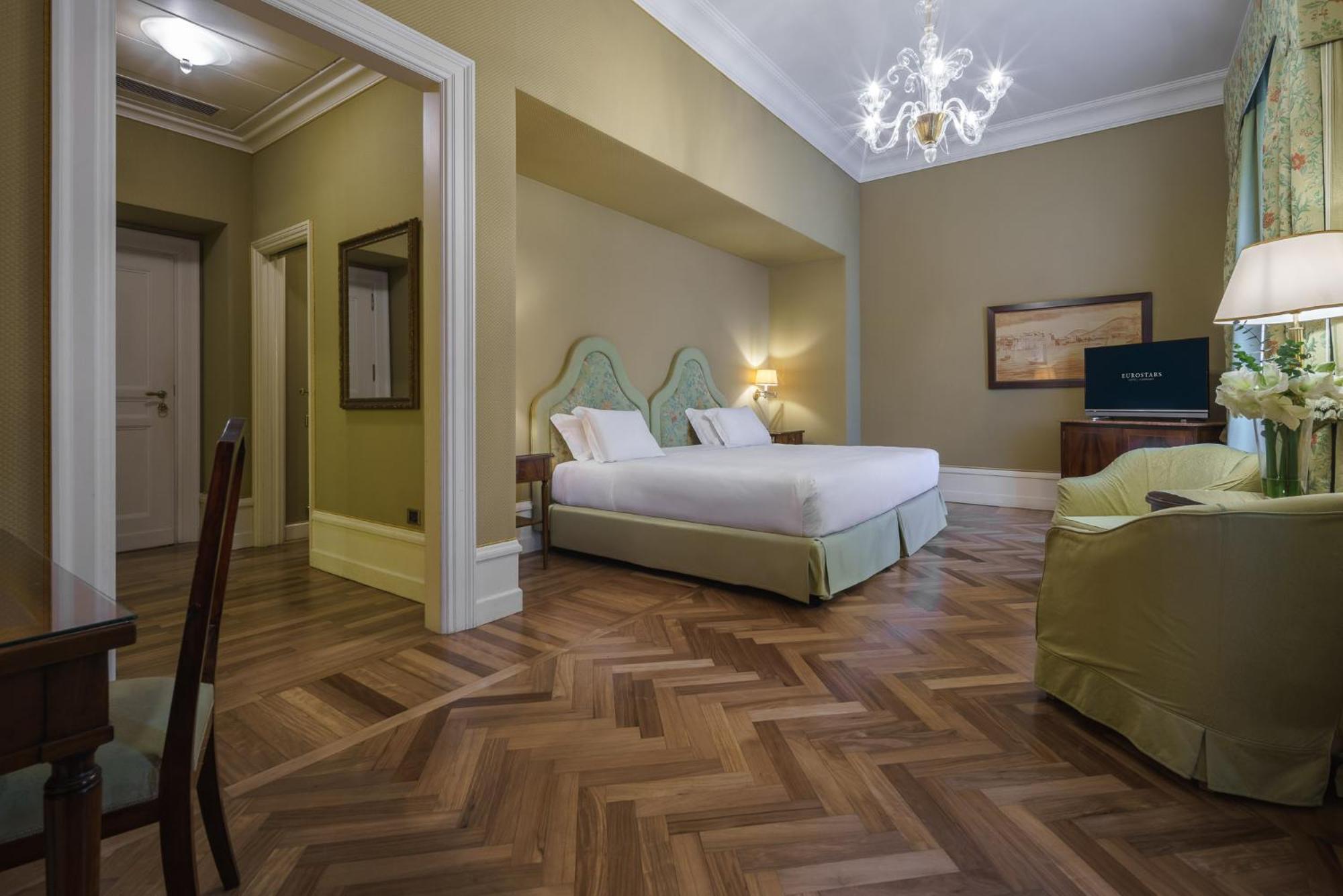 Hotel Eurostars Excelsior Naples
