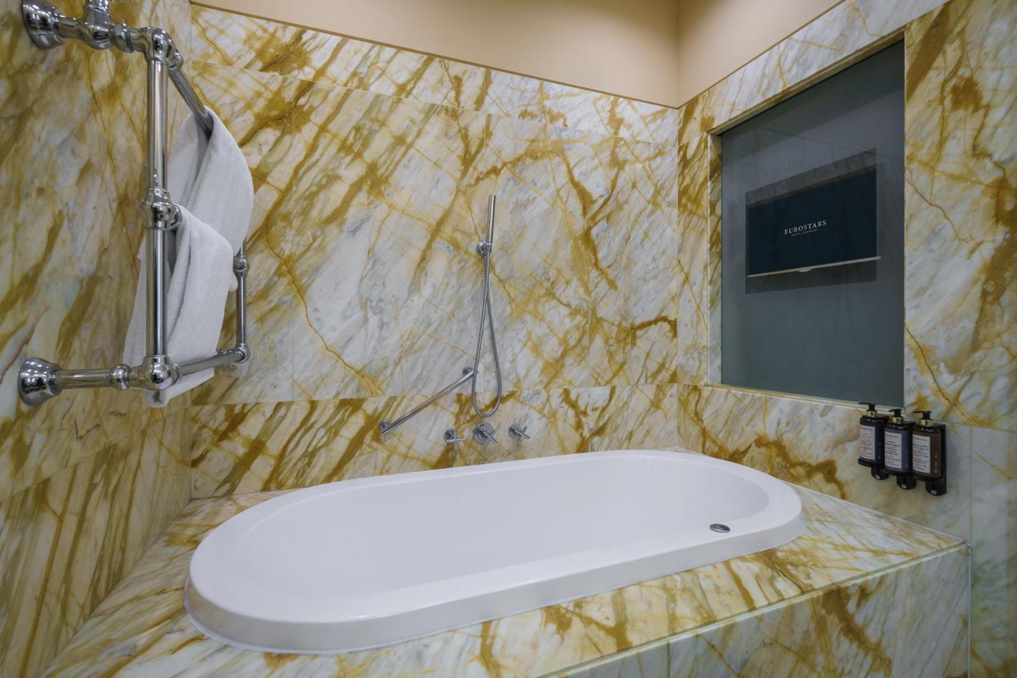 Eurostars Excelsior Hotel Naples